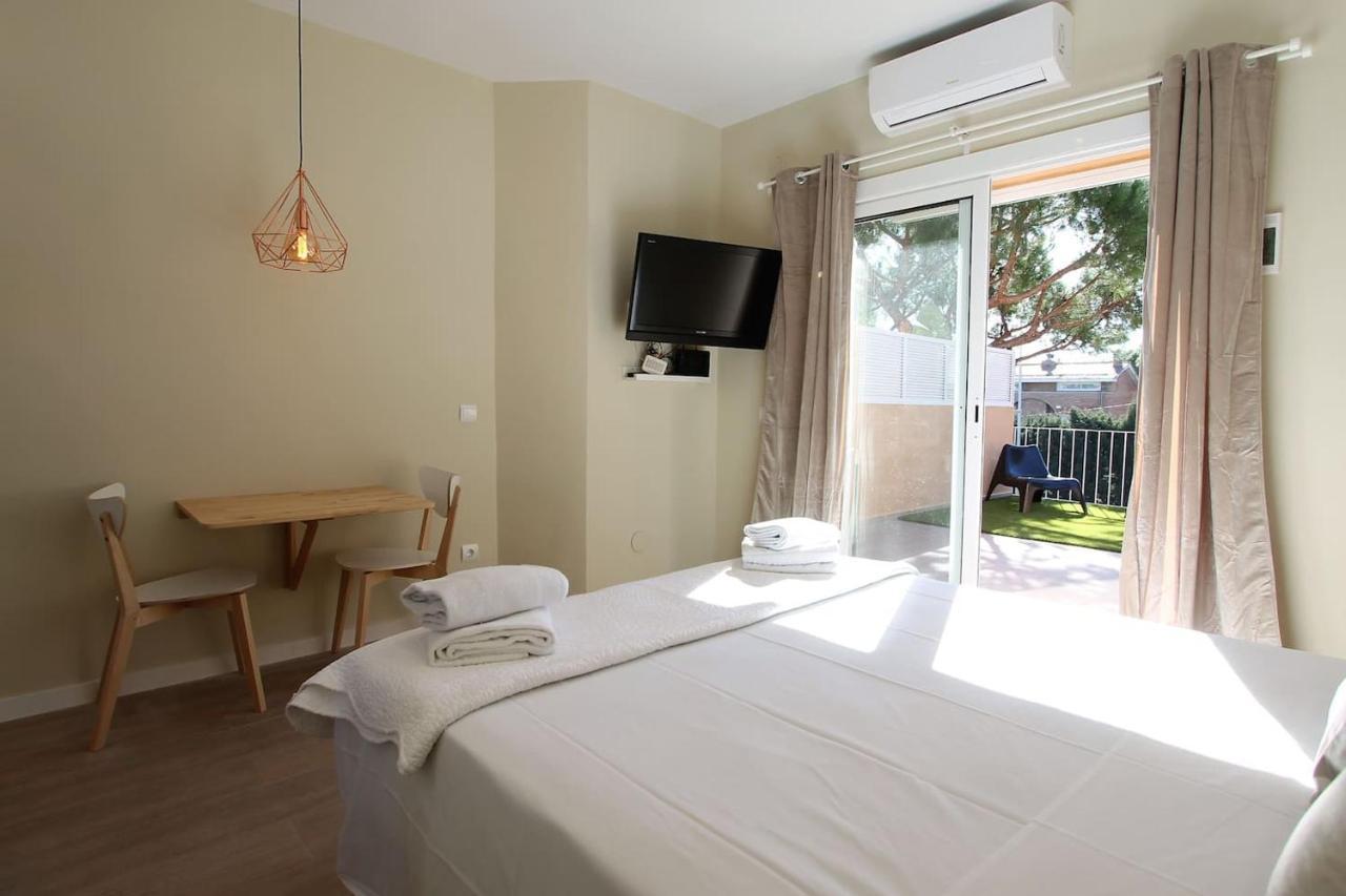Petit Bijou - Beach Apartment III Castelldefels Exterior foto